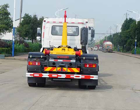 中洁牌XZL5182ZXX6型车厢可卸式垃圾车