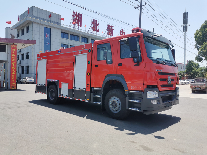 中洁牌水罐消防车