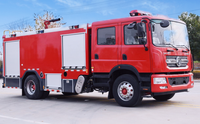 东风D9水罐消防车
